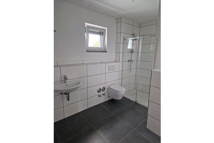 Erstbezug – Moderne Wohnung mit Terrasse in attraktiver Lage - Köln Porz