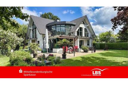 Haus zum Kaufen in Königs Wusterhausen 1.385.000,00 € 350 m²