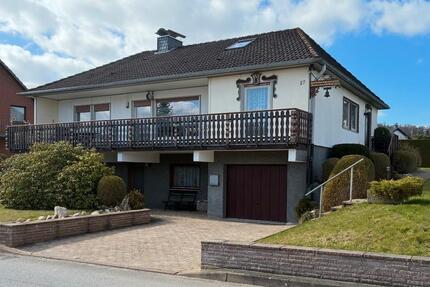 Freistehendes Einfamilienhaus in Eschershausen