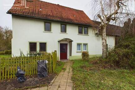 Charmantes Landhaus mit Scheune und großem Grundstück - gestalten Sie Ihr Traumzuhause - Am Ettersberg Vippachedelhausen