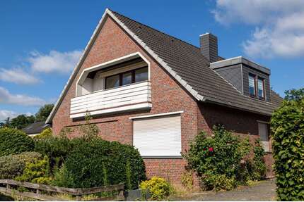 Haus zum Kaufen in Delmenhorst 437.000,00 € 200 m²