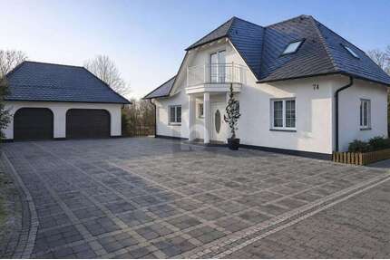 Haus zum Kaufen in Hennigsdorf 1.250.000,00 € 244 m²