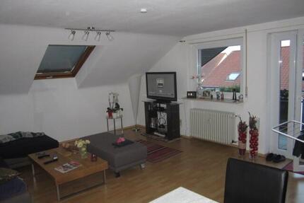 3 ZKB in Bretten zu vermieten. Mit Garagenstellplatz und Balkon