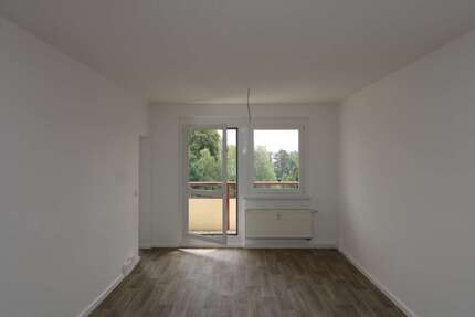 Wohnung zum Mieten in Freiberg 389,00 € 54.89 m²