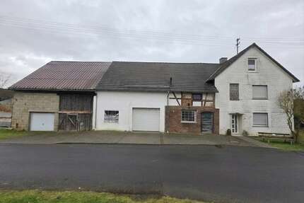 Haus zum Kaufen in Nauroth 209.000,00 € 120 m²