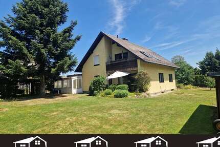 Haus zum Kaufen in Hof 270.000,00 € 153 m²