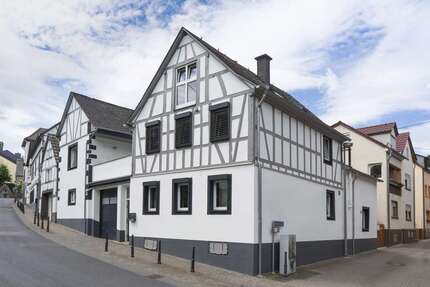 Haus zum Kaufen in Mülheim-Kärlich 440.000,00 € 126 m²
