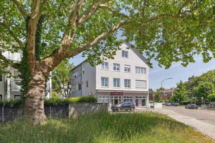 PROVISIONSFREI: komplett sanierte 3-ZKB mit Stellplatz und 2 Balkonen in Top Lage! - Augsburg Pfersee
