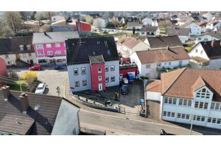 Haus zum Kaufen in Lemberg 259.000,00 € 320 m²