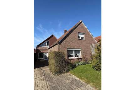Haus zum Kaufen in Emden 196.000,00 € 130 m²