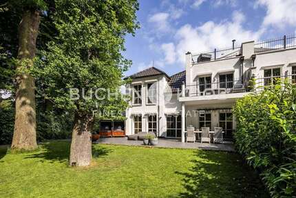 Haus zum Kaufen in Hamburg 2.790.000,00 € 254 m²