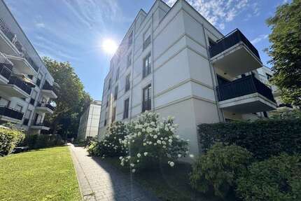 Wohnung zum Mieten in Hamburg Rissen 1.880,00 € 87 m² - Hamburg / Rissen