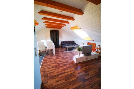 Studiowohnung Dachgeschoss - 750,00&nbsp;EUR Kaltmiete, ca.&nbsp; 55,00&nbsp;m&sup2; in Fußgönheim (PLZ: 67136)