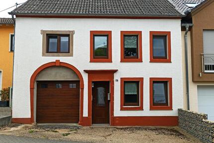 Haus in Newel zu verkaufen - 229.000,00&nbsp;EUR Kaufpreis, ca.&nbsp; 100,00&nbsp;m&sup2; in Newel (PLZ: 54309)