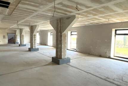Halle in Vellmar 950,00 € 206 m²