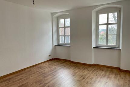 3-Raum-Wohnung mit 73 m² im Stadtzentrum von Neusalza- Spremberg - Neusalza-Spremberg