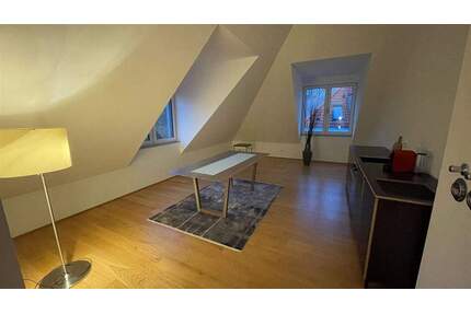 HOCHWERTIGES PENTHOUSE AM S-BHF. WAIDMANNSLUST*SCHNELLE ANBINDUNG*AUFZUG*STELLPLATZ - Berlin