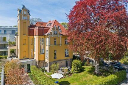 Historisch und trotzdem modern: Fünfzimmerwohnung barrierefrei mit großem Sonnengarten - Berlin Zehlendorf