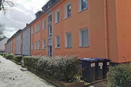Frisch sanierte und renovierte 2-Zimmer-Wohnung mit Balkon* - Duisburg Ruhrort