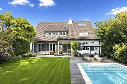 Haus zum Kaufen in Meerbusch 2.550.000,00 € 335 m²