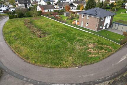 Attraktives Baugrundstück in bester Lage von Bad Meinberg - 1.494 m², flexibel teilbar - Horn-Bad Meinberg