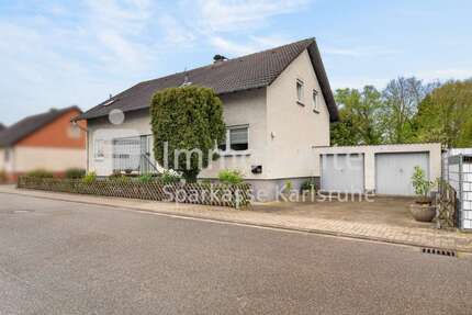 Haus zum Kaufen in Linkenheim-Hochstetten Linkenheim 449.000,00 € 165.5 m² - Linkenheim-Hochstetten / Linkenheim