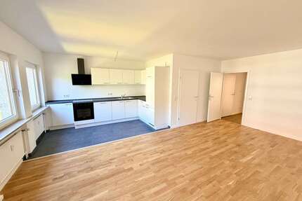 Wohnung zum Mieten in Nürnberg 980,00 € 75.81 m²