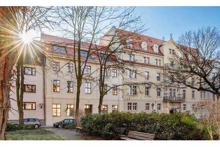 hochwertig sanierter Erstbezug! Herzlich Willkommen in Deiner neuen Wohnung im Napoleonpalais mit Kaminanschluss! - Halle Altstadt