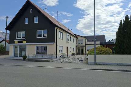 Haus zum Kaufen in Münchsmünster 549.000,00 € 480 m²