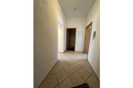 Wohnung zum Mieten in Chemnitz 295,00 € 48.95 m²