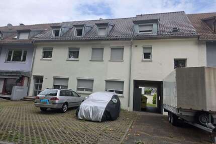 Haus zum Kaufen in Stuttgart-Hedelfingen 798.000,00 € 257 m²