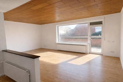 Große 5-Zimmer Wohnung 128 m² mit Garten und Terrasse renoviert - Giesen