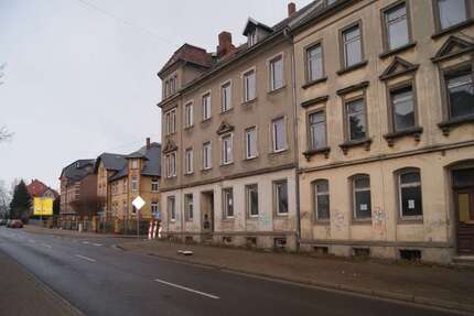 Haus zum Kaufen in Hainichen 110.000,00 € 390 m²