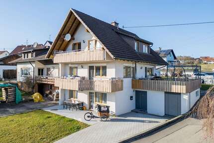 Haus zum Kaufen in Ühlingen-Birkendorf 419.000,00 € 200 m²