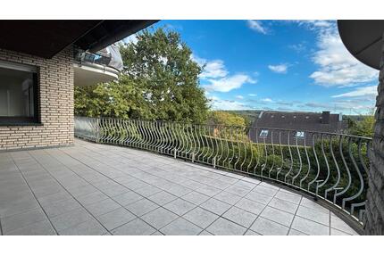 Helle, großzügige 5-Zi-Maisonette-Wohnung m. Garten u. Balkon - Warstein