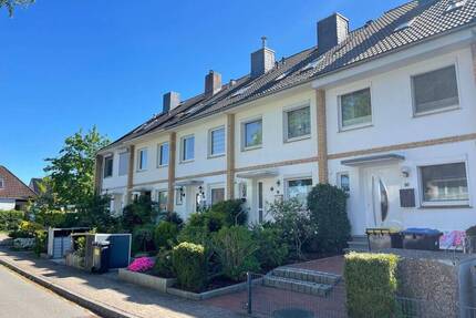 Familienfreundliches Mittelreihenhaus vor den Toren Hamburgs - Halstenbek