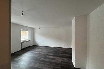 Renovierte 4 Zimmer Wohnung - 820,00&nbsp;EUR Kaltmiete, ca.&nbsp; 115,00&nbsp;m&sup2; in Viechtach (PLZ: 94234)