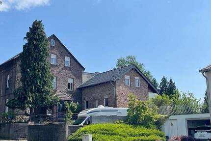 Haus zum Kaufen in Leverkusen 730.000,00 € 234 m²