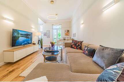Wohnung zum Mieten in Frankfurt 3.100,00 € 90 m²