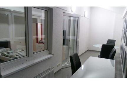 Zentrale, möblierte 2-Zimmer-Wohnung mit Top-Verkehrsanbindung - Köln Ehrenfeld