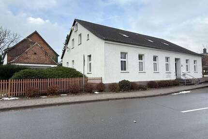 Haus zum Kaufen in Lutherstadt Wittenberg 280.000,00 € 275 m²
