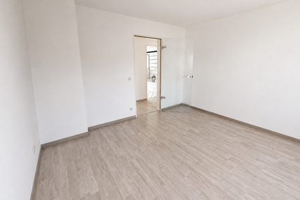 Wohnung zum Mieten in Burg 377,00 € 58 m²