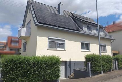 Modernisiertes Einfam.haus mit 3 Garagen & moderner Haustechnik - Giengen an der Brenz