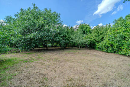 Sonniges Baugrundstück in zweiter Reihe - Wohnen nahe Wald und See - Falkensee