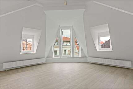Wohnung zum Mieten in Halle (Saale) 970,00 € 92 m²