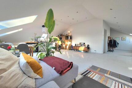 Sonnendurchflutetes Penthouse - 1.800,00&nbsp;EUR Kaltmiete, ca.&nbsp; 95,00&nbsp;m&sup2; in Berlin (PLZ: 12351) Neukölln