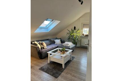 Gemütliche 2-Zimmer-Dachgeschosswohnung in Alsbach-Hähnlein