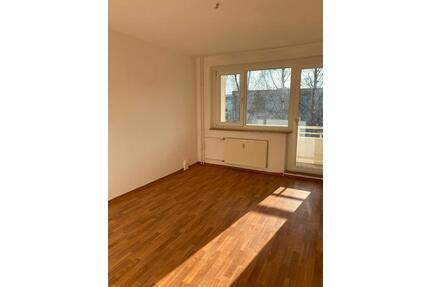 Gemütliche 3-Raum-Wohnung mit Balkon in Knieper - Stralsund