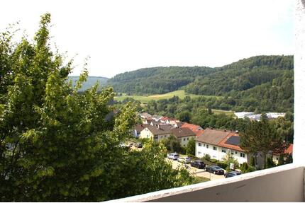 LETZTE CHANCE VON PRIVAT: 3,5-Zi.-Wohnung mit Südbalkon & Garage - Aalen Ebnat