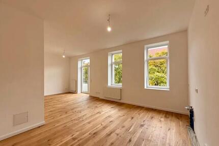 4-Zimmer-Wohnung mit Balkon und TG-Stellplatz - Frisch Renoviert - Lahr (Schwarzwald)